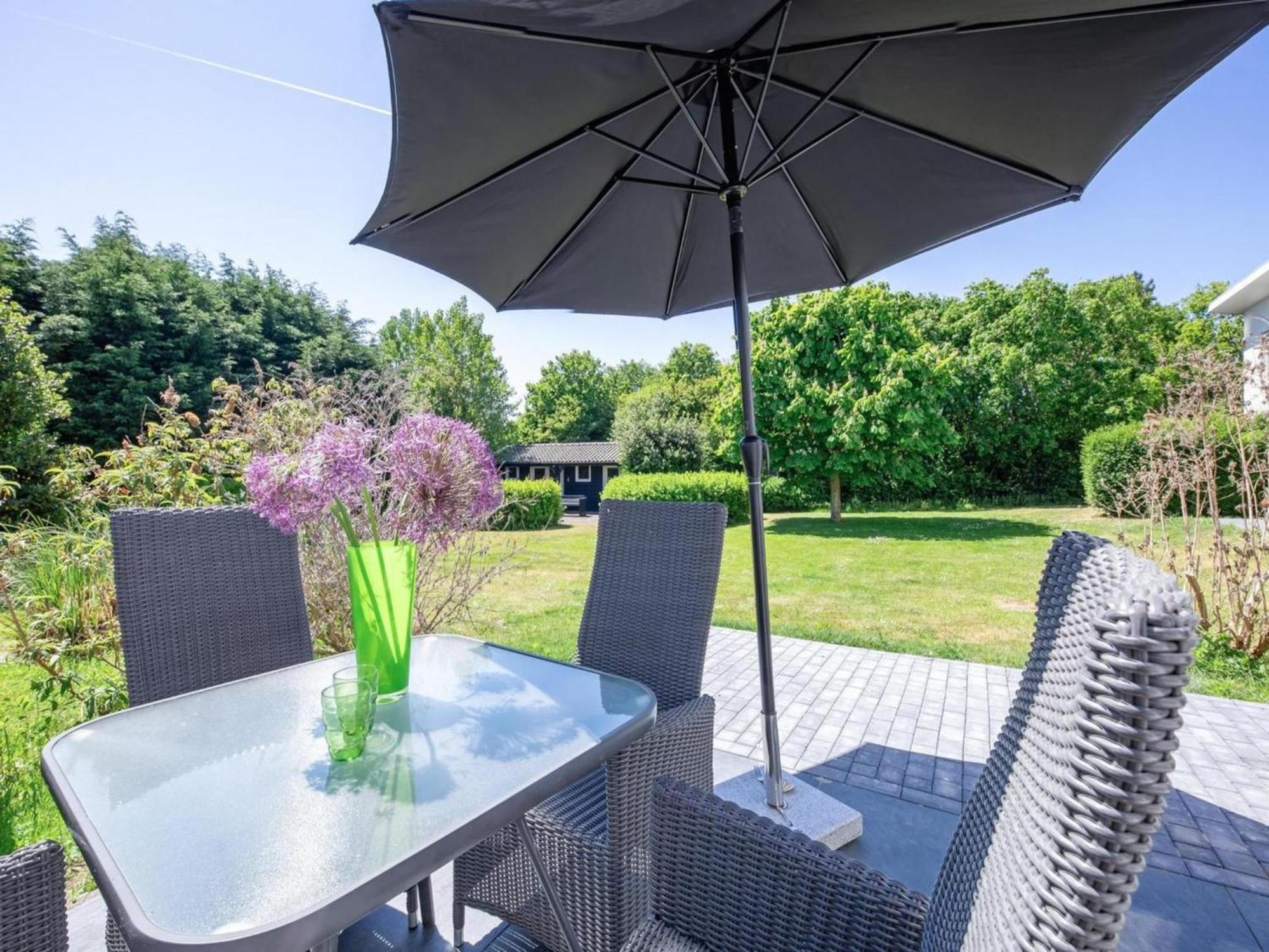 Holiday Home With Garden And Beach De Koog  Exterior foto